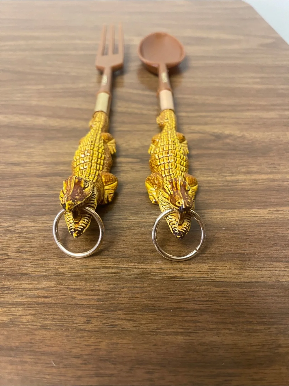Vintage 70's Collectible Florida Alligator Spoon and Fork Salad Serving Set
